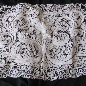 Antique Point de Gaze Lace // Handmade Textile Rectangle Large Doily 17&quot; x 23&quot; Inch // Victorian Early or 19th Century  French France