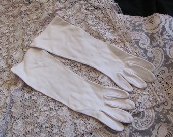 Ladies Vintage Off White Soft Gloves 12.5" Long Medium (#05B)