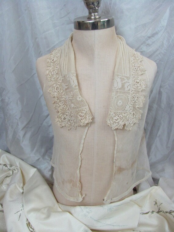 Antique Handmade Irish and Tambour Lace Bodice Ca… - image 1