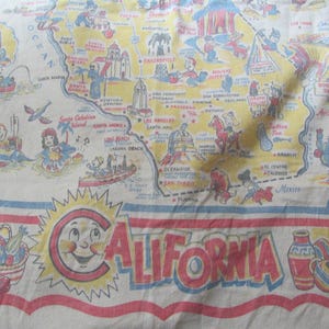 Vintage 1960s Souvenir California Quadratisch Gedruckt Tischdecke Tischdecke Sammlerstück Siebdruck Landkarte State 40 "x 50"