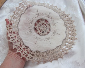 Lovely Vintage Linen and Crocheted Round Doily 9" 22cm  - Many others to choose from in my shop!