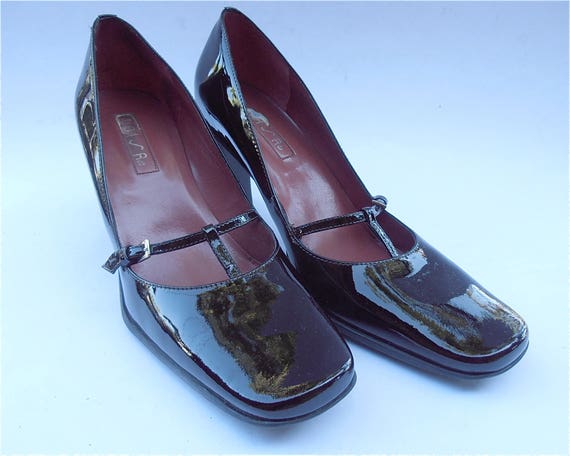 unisa mary jane shoes