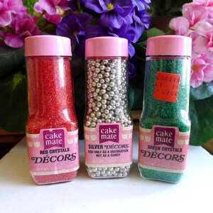 Vintage Pink Lover's Kitchen Decor, Cake Mate Pink Caps Full Bottles, Home Stage Props