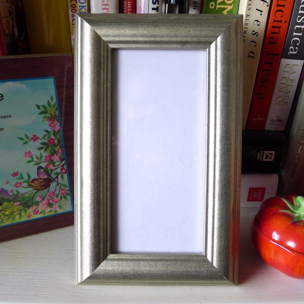 Silver Wood Rectangle Frame, Speckled Painted 9" x 5-1/2", Photo Opening 6-1/2" x 3" Vintage