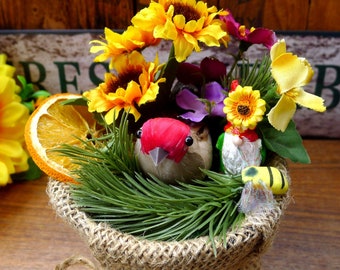 Gardencore Mini Garden with a Bird, Orange, Gnome and Sunflowers, Desk or Shelf Gift