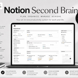 Puede incluir: Un ordenador portátil que muestra la interfaz "Notion Second Brain", un sistema de productividad digital. La pantalla muestra un planificador con secciones para tareas, hábitos y finanzas. También se ven un cuaderno, un portalápices y bolígrafos.