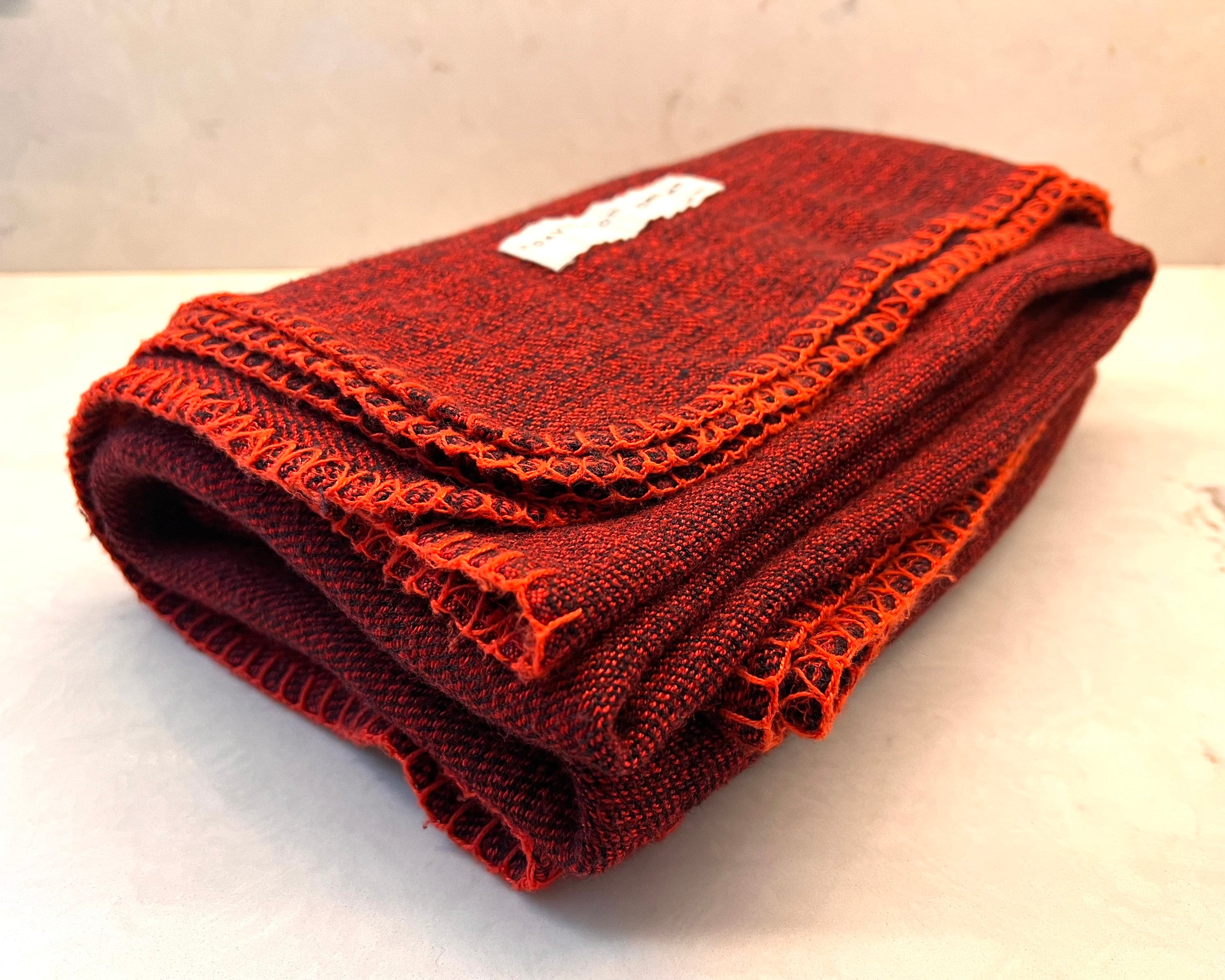 Up, up and Away Quantas Airlines Lap Blanket First Class Vintage 