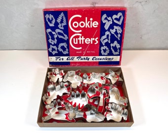 Vintage HOLIDAY Tin Cookie Cutters Xmas Thanksgiving Easter St Patricks In Box