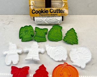 Vintage HUTZLER Assorted Cookie Cutters Xmas Fall thanksgiving halloween Gerda c1980s