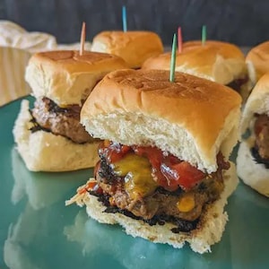 BBQ Cheeseburger Sliders Recipe: Printable Recipe Card (Instant Download)