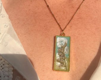 Wildflower Field-harsketting | Gedroogde bloem landschapshanger | Grillige sieraden