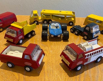 Veículos de brinquedo Tonka antigos