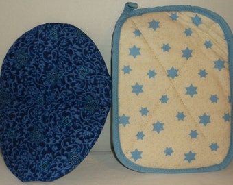 Set of Two Potholders with Stars of David #11