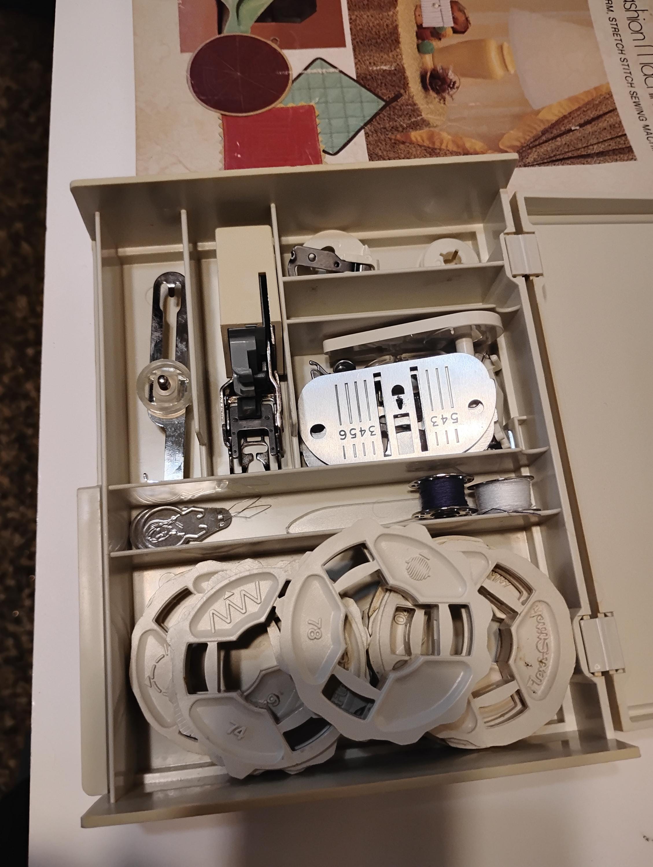 Singer Creative Vintage Singer Creative Touch 1030 Sewing Machine-serviced and Tested ...