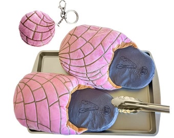 Pan Dulce Concha Slippers "Pantuflas!" With Concha Keychain