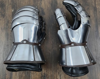 Mild Steel 16-Gauge Clamshell Gauntlets – Medieval Knight Armor Gloves