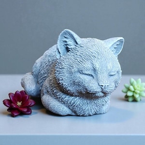 Small Concrete Cat Statue – Pet Memorial | Cat Lover Gift | Garden or Home Decor