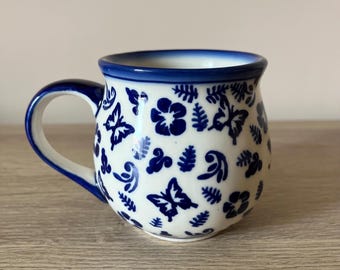 Taza de cerámica polaca de 300 ml, Boleslawiec, cerámica pintada a mano, diseño floral azul Unikat