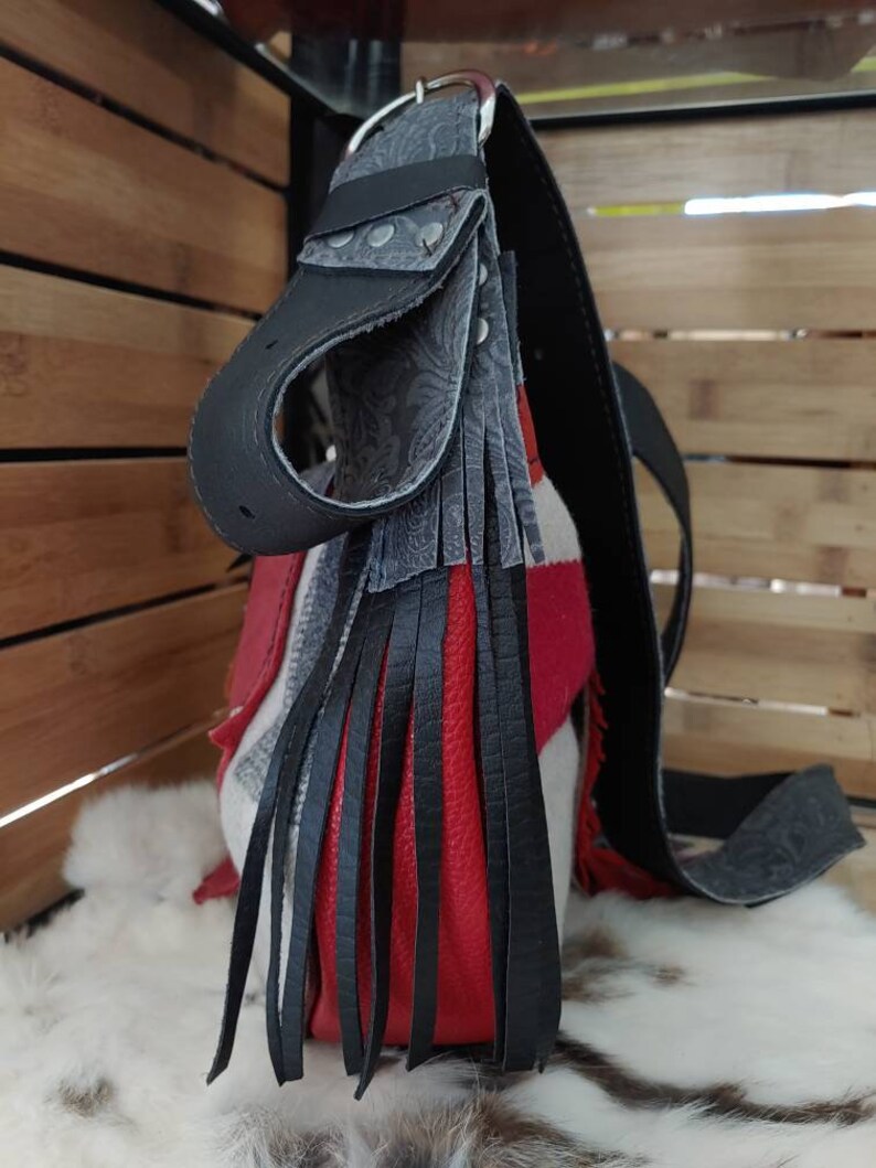Handcrafted Leather BOHO Bag Zippered closer ADJUSTABLE strap 1outside pocket 1 inside drop pocket made in Oregon Shoulder bag