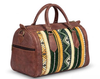 Marokańska torba podróżna ze skóry kilim, ręcznie robiona torba podróżna w stylu boho, torba na siłownię z dywanu berberyjskiego, prezent