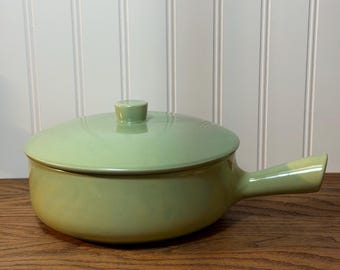 Vintage Avocado Green Ceramic Saucepan – Mid Century Modern Lidded Pot