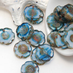 Streaky Blue and White Mix Window Table Cut 14mm Flower Czech Glass with Picasso Finish x 5 Beads