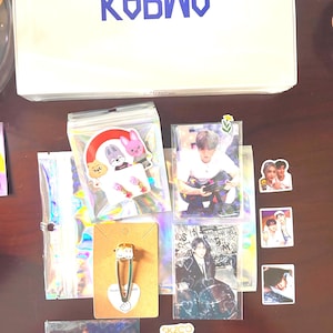 Stray Kids &#39;Karma&#39; アルバム HOORAY Ver. + SKZOO ダングルイヤリングとヘアクリップ