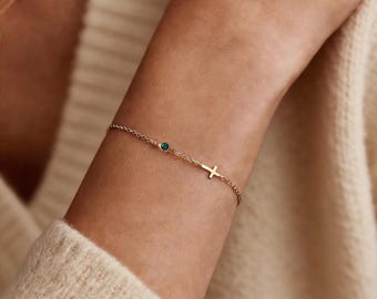 Pulsera de cruz con piedra de nacimiento, delicada y pequeña pulsera de cruz de oro, regalo de confirmación, regalo de bautismo, regalo de Navidad, regalo de aniversario