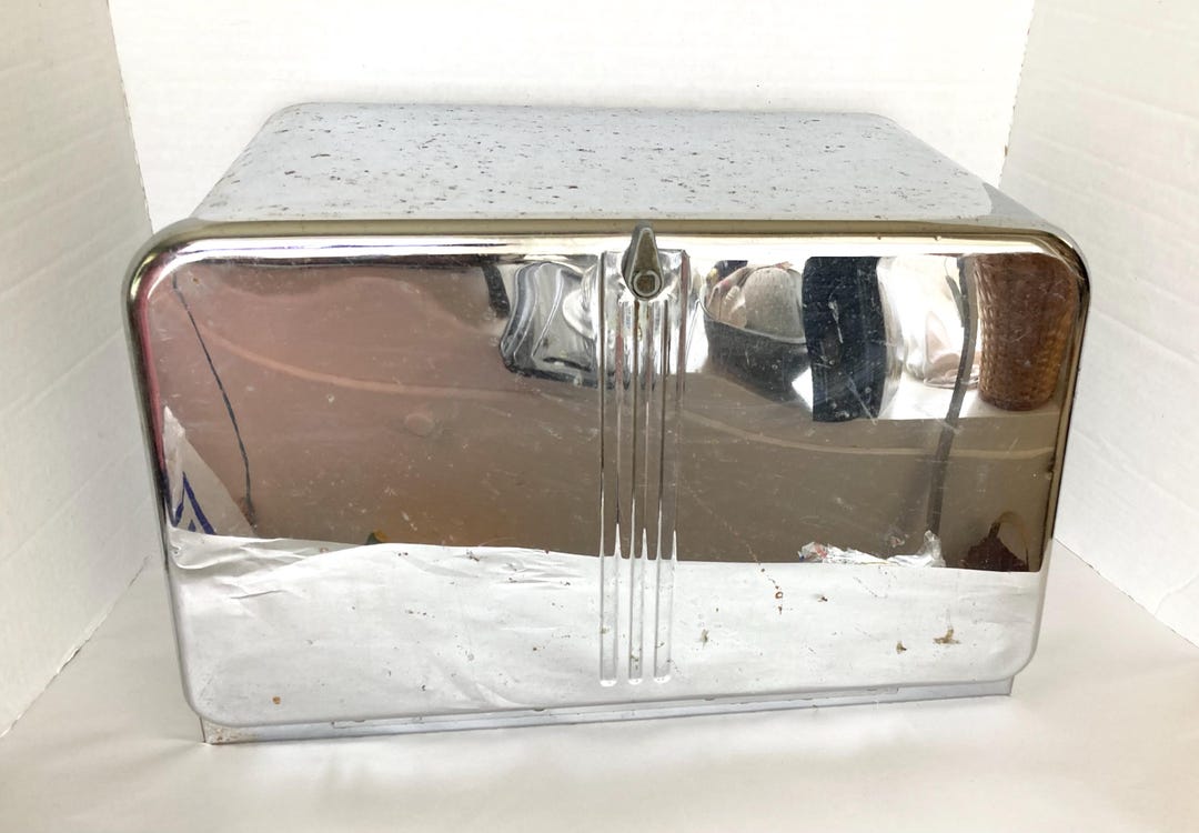 Vintage Lincoln Beautyware Bread Box Metal Chrome Finish Mid