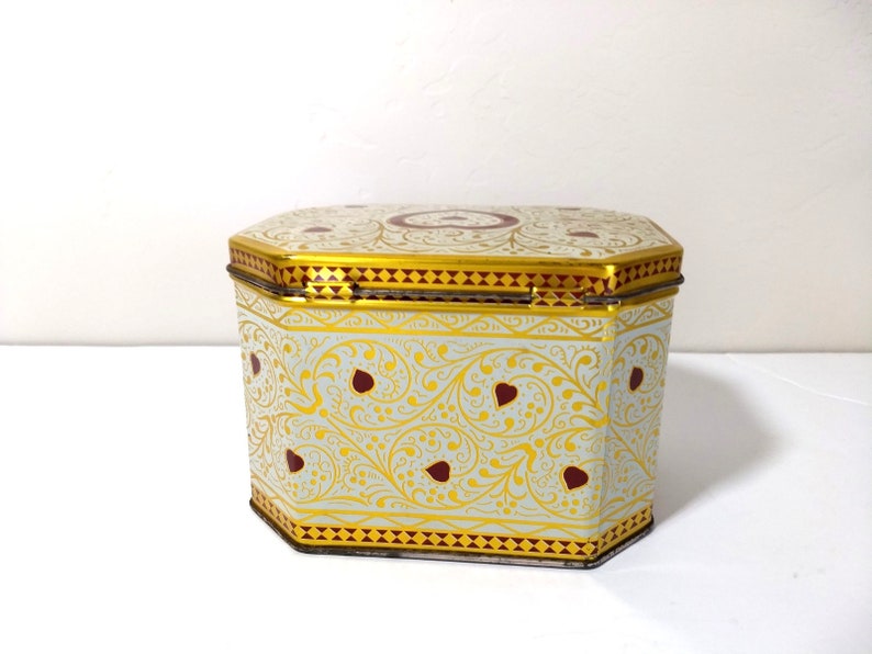 Vintage Heart Tin Hexagonal Metal Metalware Lidded Covered Gift Box Gift For Her Gold Red Love