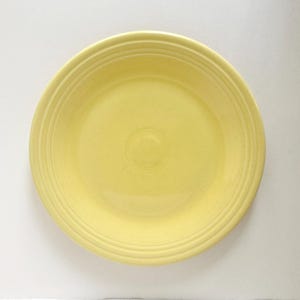 Fiestaware Dinner Plate Yellow 10.5&quot; Fiesta Ware Classic Rim
