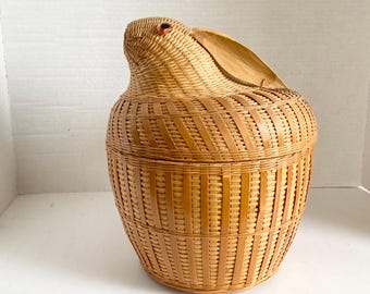 Vintage Wicker Rabbit Basket Bunny Covered With Lid Easter Baby Nursery Storage Woven Animal