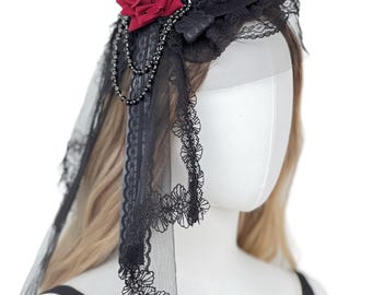 Gothic Rose Mini Top Hat Veil for Halloween Wedding, Handmade Lace Bridal Headpiece