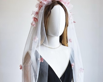 Handmade Floral Tulle Veil with Flower Bud Hair Comb for Wedding, Boho Bride Photoshoot, Romantic Cosplay or Party Accessory