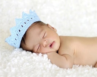 Corona azul de ganchillo recién nacido, accesorio fotográfico para recién nacido, regalo para niño recién nacido, regalo para bebé nuevo, regalo de baby shower, corona de cumpleañero, tejido a mano