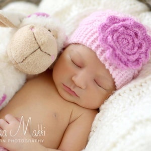 newborn photo prop, lovely pink baby beanie with a large flower, newborn girl hat, baby coming home hat, newborn knit hat, baby shower gift