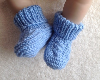 newborn blue shoes, knit baby shoes, newborn booties, baby shower gift, baby wool booties, baby knit accessories, baby coming home outfit