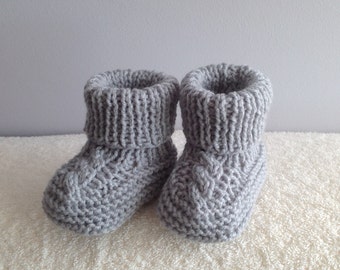 Newborn photo prop, newborn gray shoes, newborn booties, baby shower gift, baby wool booties, baby coming home outfit, hospital outfit baby