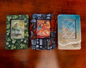 Sammelkarten-Rahmen - Handbemalter Pokemon-Kartenhalter, Tisch- und Wanddisplay