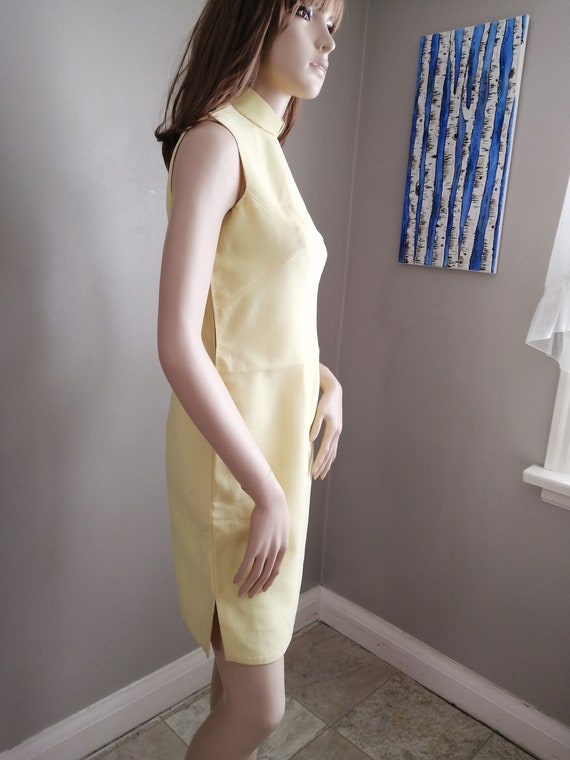 Vintage 1960s // Mod Handmade // Yellow Textured … - image 4