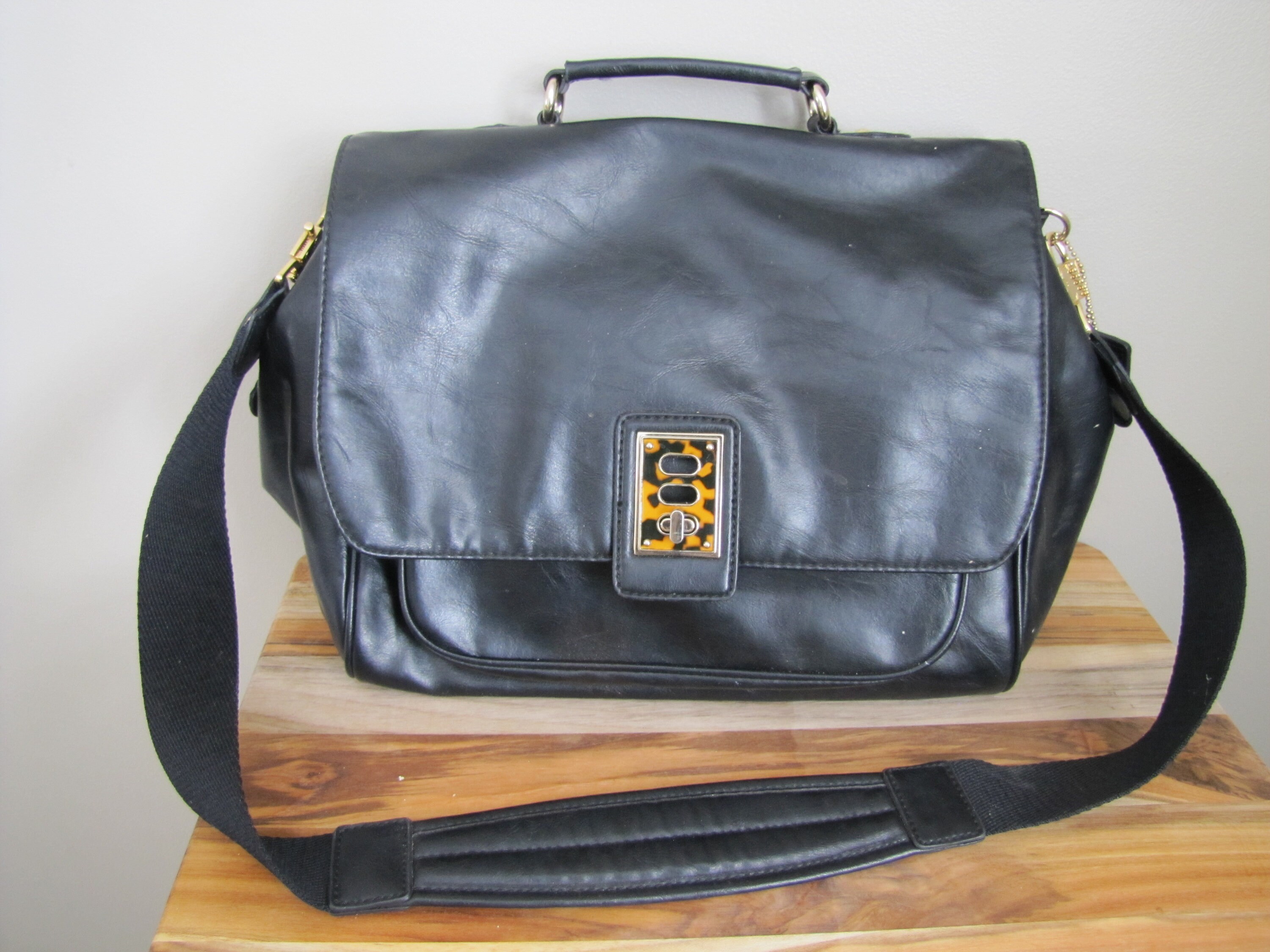 liz claiborne valerie satchel