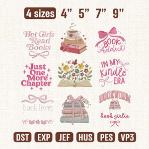 Pode incluir: Desenhos de bordado com temas de livros, incluindo pilhas de livros, xícaras de café e laços. Os textos incluem frases como "Hot Girls Read Books" e "Book Addict". Disponível em 4 tamanhos: 10,16 cm, 12,7 cm, 17,78 cm e 22,86 cm.