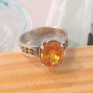 Vintage 925 Silver Yellow Zirconia Ring - Size 8.25