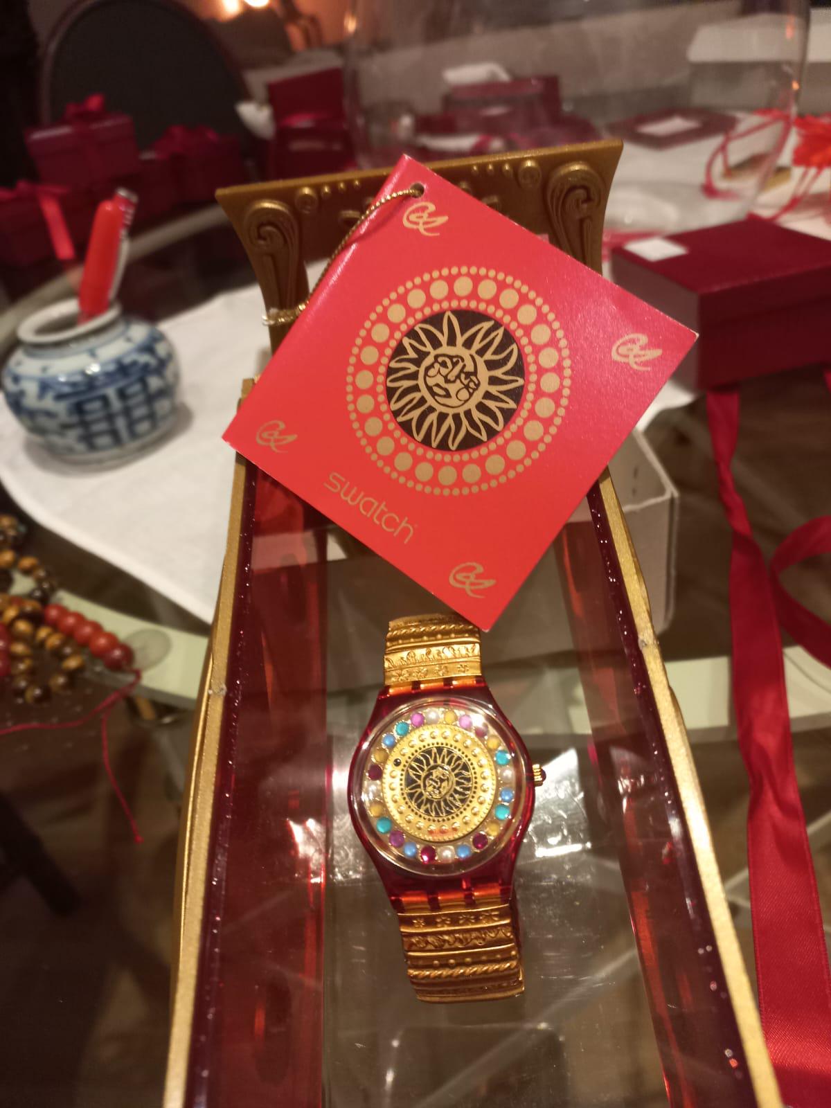 1994 SWATCH SPECIAL CHRISTMAS Cristian Lacroix Watch Xmas by Xtian