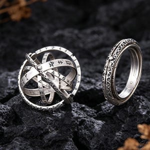 Vintage Foldable Celestial Spinner Ring, Astronomy Anxiety Fidget Ring, Metal Universe Themed Jewelry Gift for Her