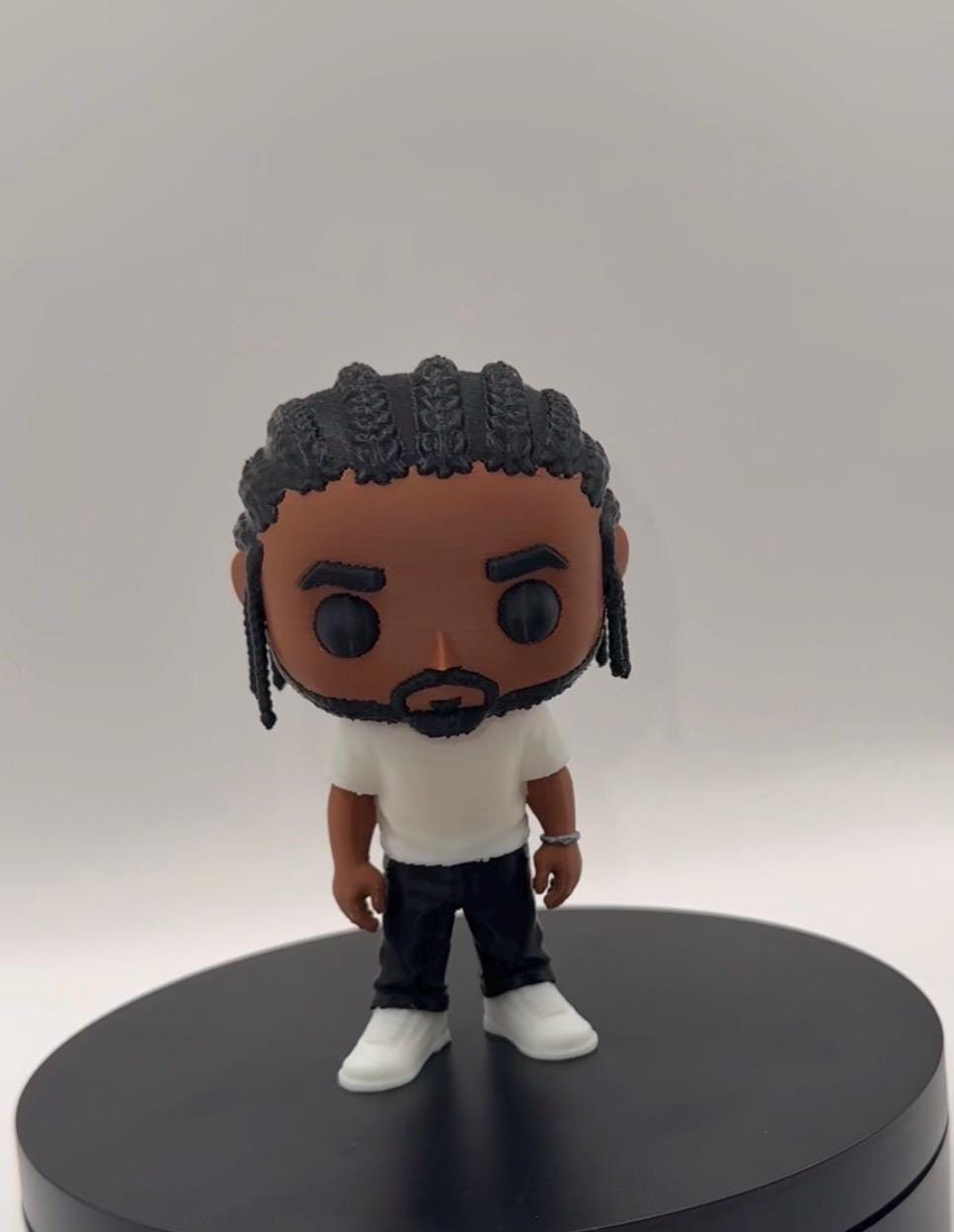 ケンドリック・ラマー フィギュア Kendrick Lamar Figurine - Etsy