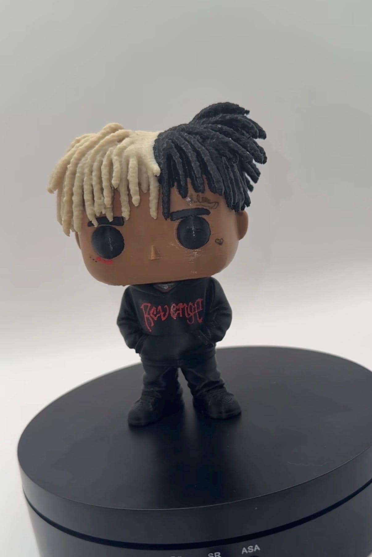 Xxxtentacion figure - Etsy 日本