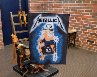 RARE ! Large 1987 Glow in the Dark Metallica Backpatch Ride The Lightning