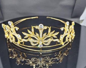 Handgemachte 925 Sterlingsilber-Gold-Plattierte Tiara / Halskette Bolzen-Zirkonia