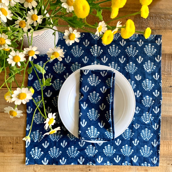 Sea Shells block print blue and white geometric napkins, cotton block print napkins, table linen, table napkins